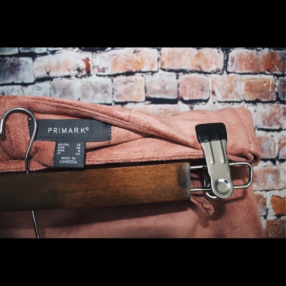 🌹Faux Suede Mini Skirt💕 - Picture 5 of 5